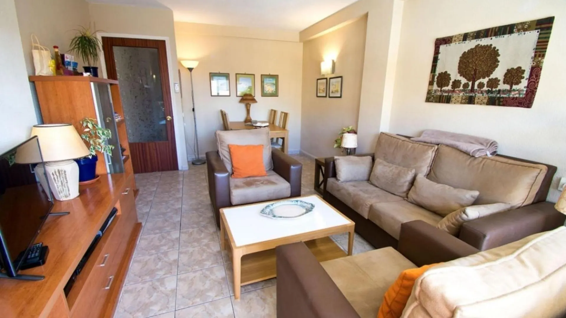 Attractive Apartment In Excellent Location Benalmadena