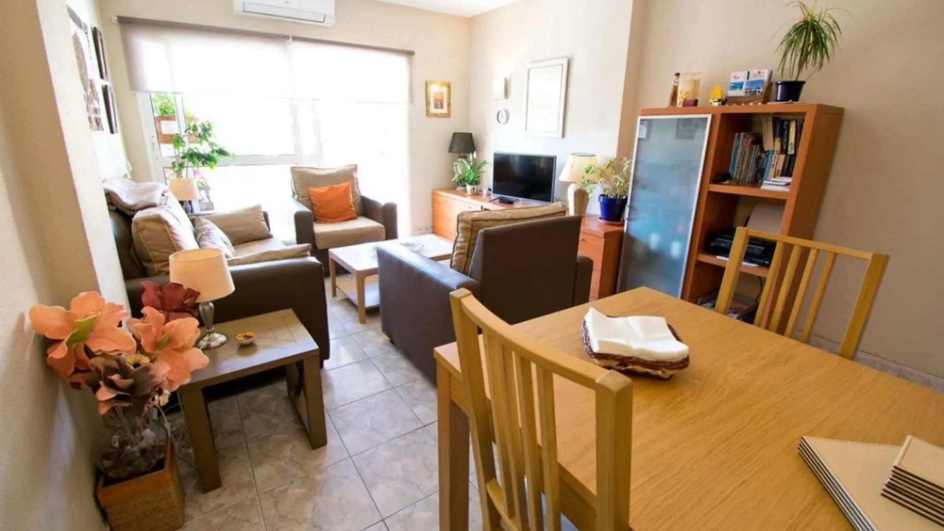 Attractive Apartment In Excellent Location Benalmadena